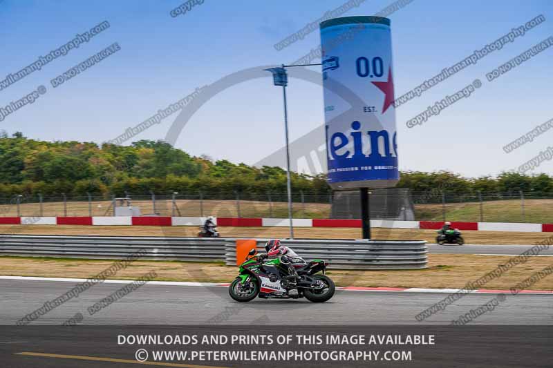 donington no limits trackday;donington park photographs;donington trackday photographs;no limits trackdays;peter wileman photography;trackday digital images;trackday photos